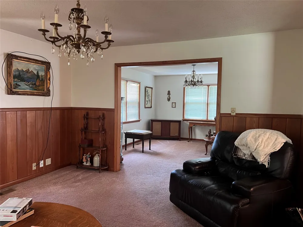 185 NW 8th Street Krebs, OK 74554