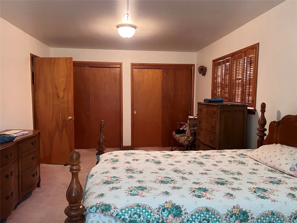 185 NW 8th Street Krebs, OK 74554