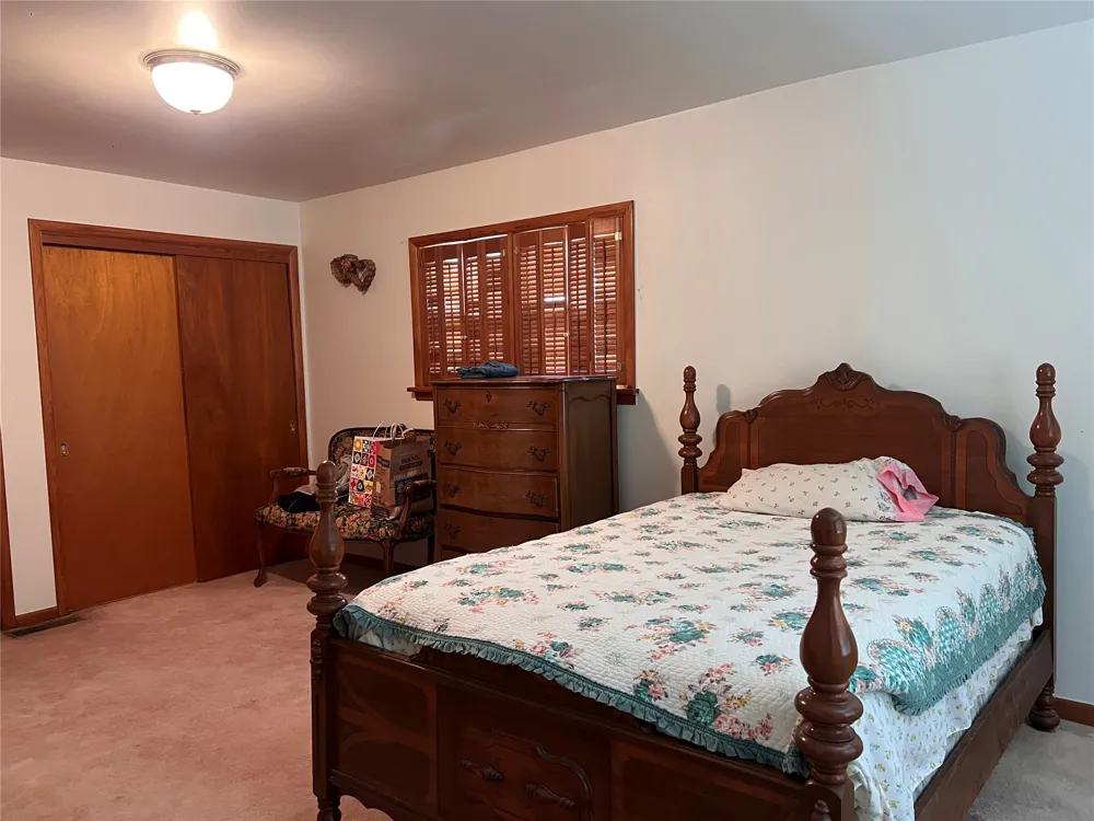 185 NW 8th Street Krebs, OK 74554