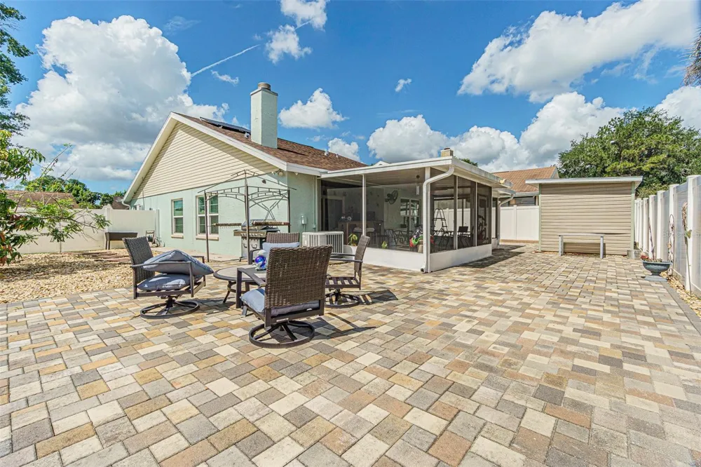 7601 LIMEBURY COURT Tampa, FL 33625