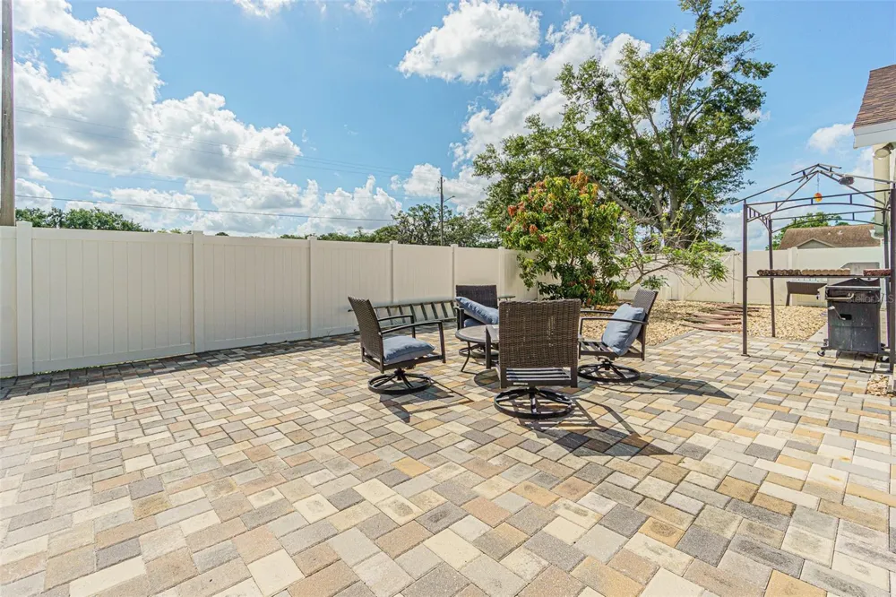 7601 LIMEBURY COURT Tampa, FL 33625