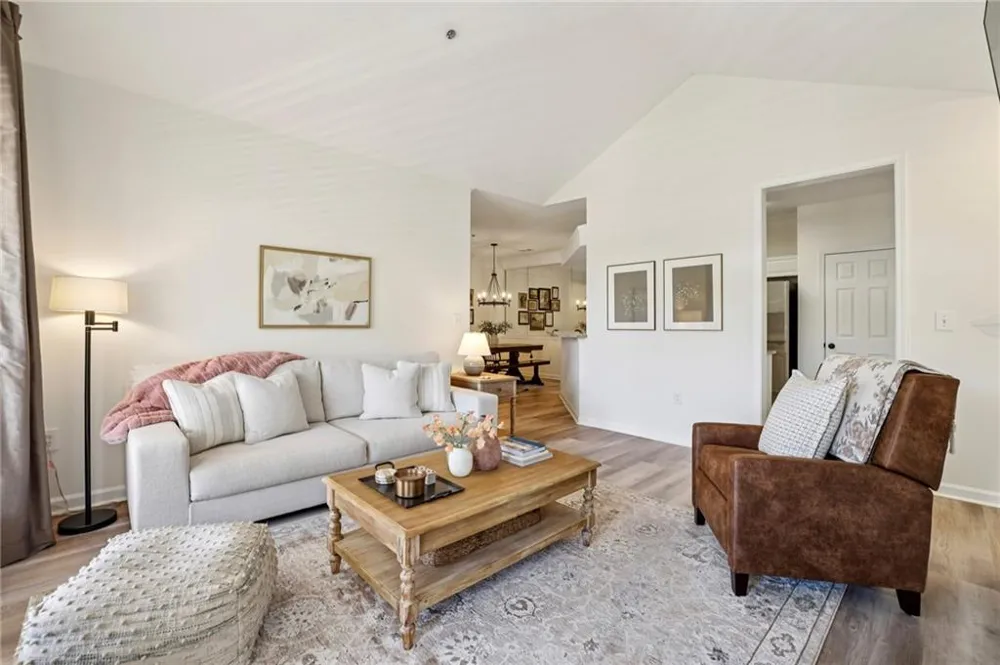 436 Pembrooke Circle #436 Alpharetta, GA 30004
