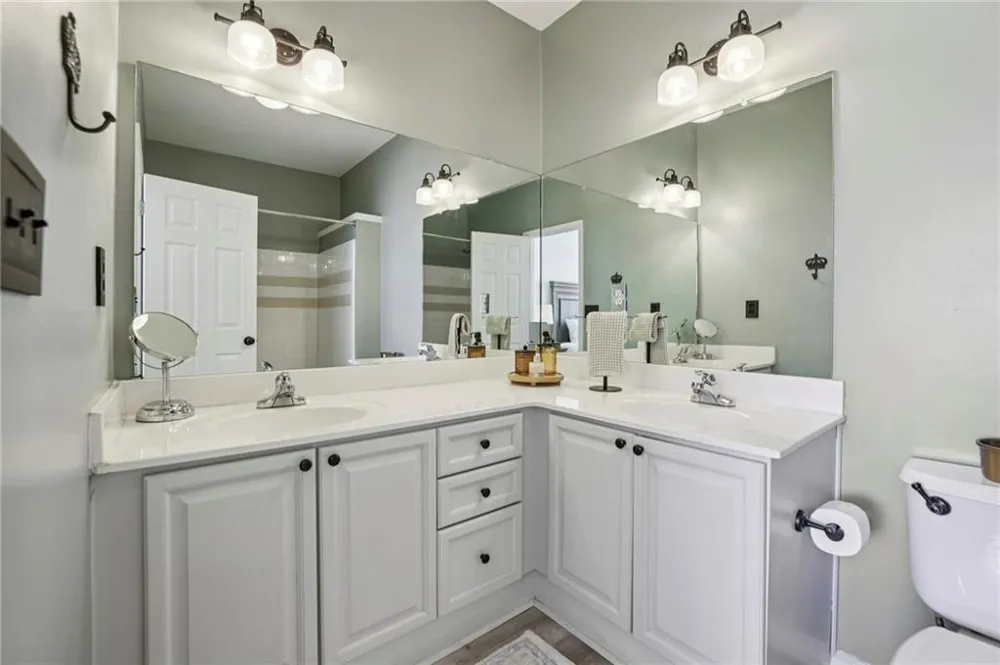 436 Pembrooke Circle #436 Alpharetta, GA 30004