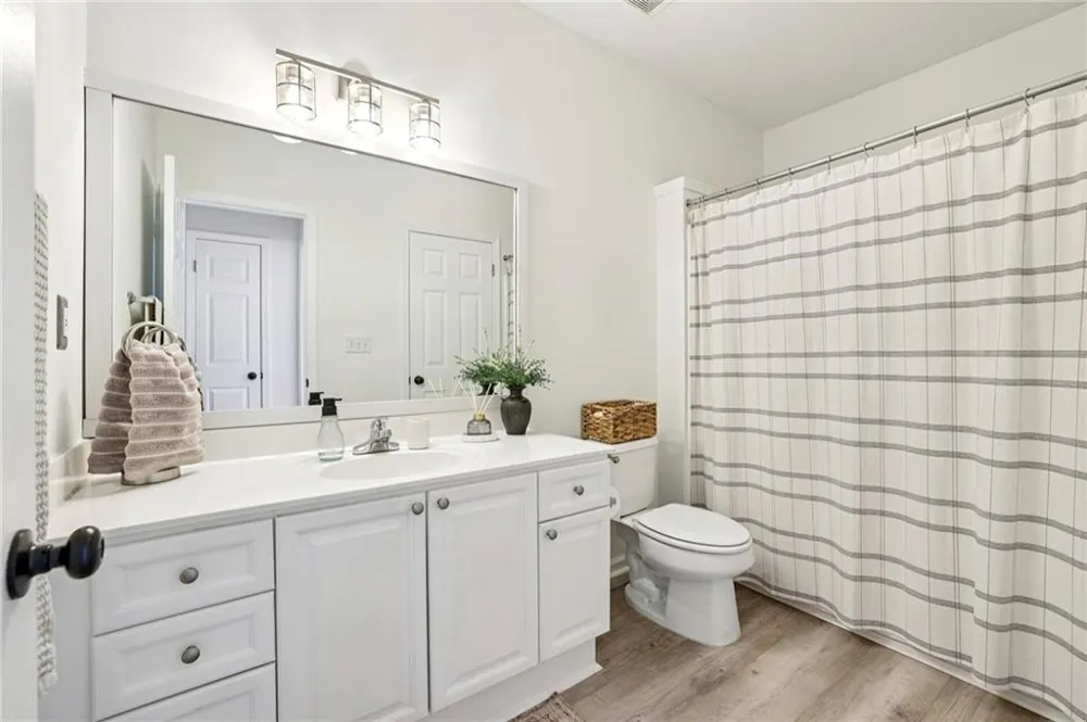 436 Pembrooke Circle #436 Alpharetta, GA 30004
