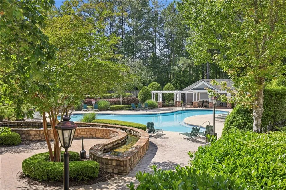 436 Pembrooke Circle #436 Alpharetta, GA 30004