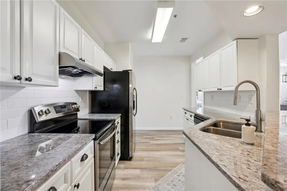 436 Pembrooke Circle #436 Alpharetta, GA 30004