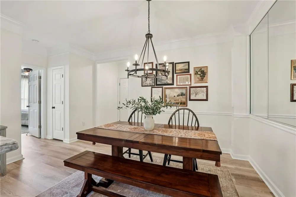 436 Pembrooke Circle #436 Alpharetta, GA 30004
