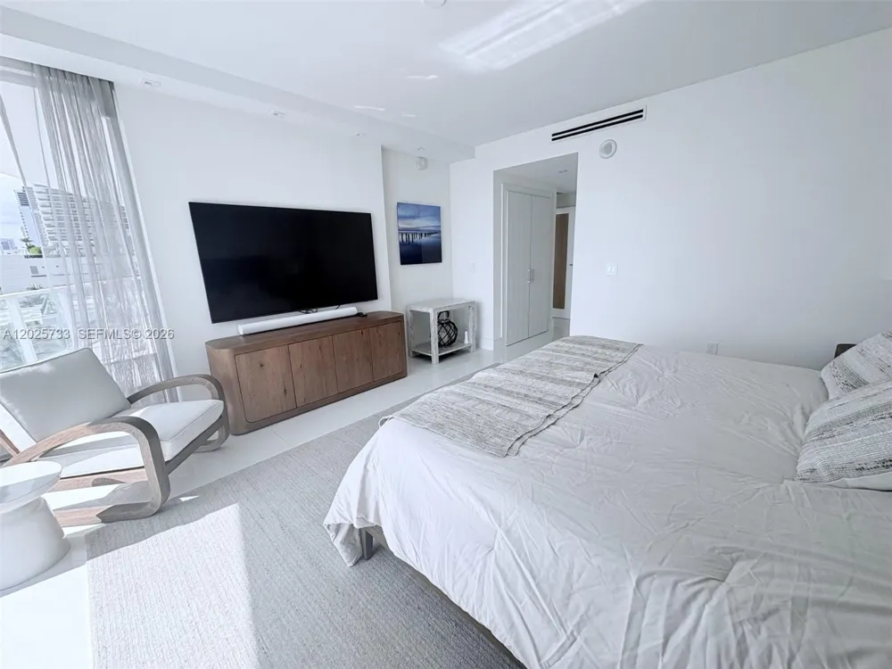 3951 S Ocean Dr #501 Hollywood, FL 33019