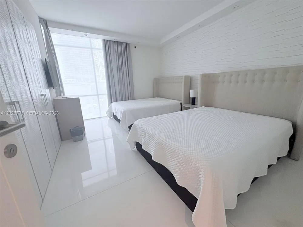 3951 S Ocean Dr #501 Hollywood, FL 33019