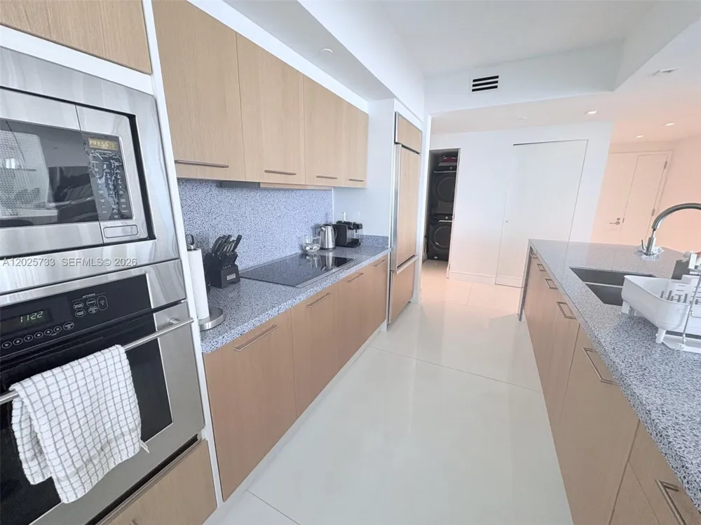 3951 S Ocean Dr #501 Hollywood, FL 33019