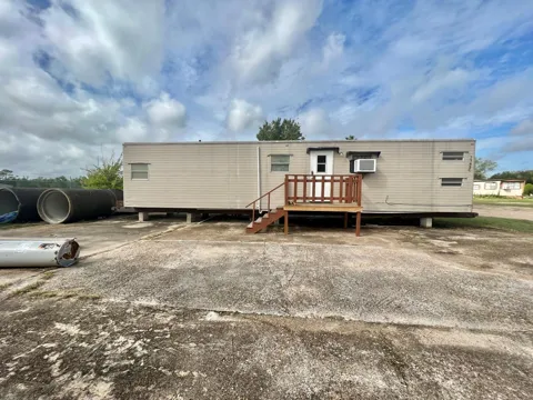 2749 Wagon Trail Road