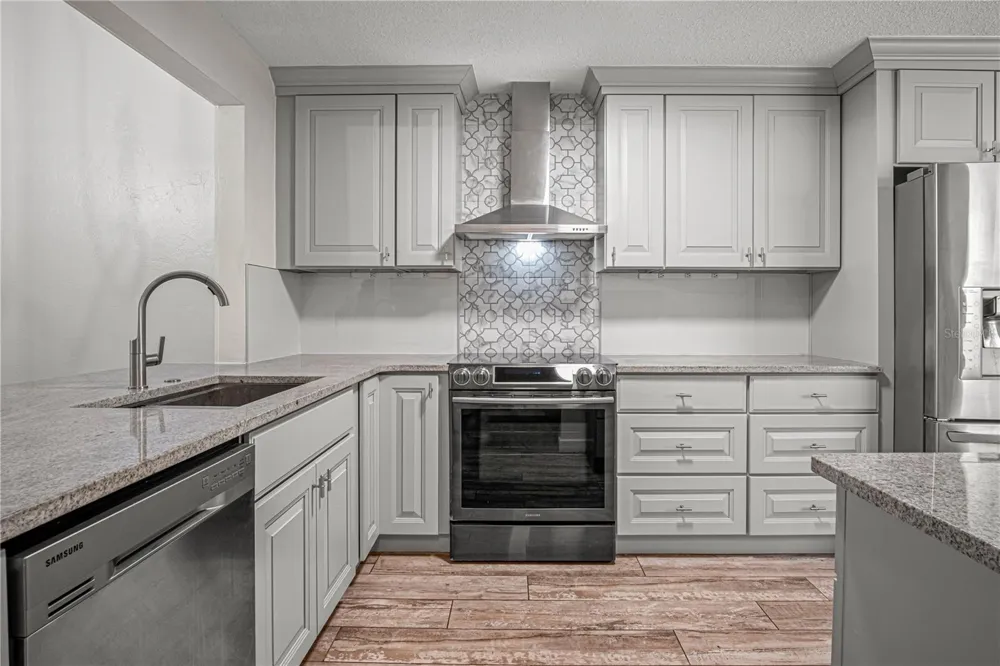 138 FOX FIRE CIRCLE Daytona Beach, FL 32114