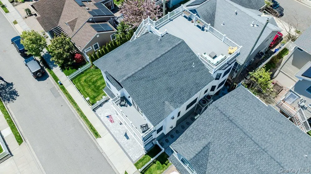 75 Curley Street Long Beach, NY 11561