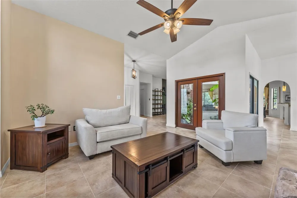 5560 BOB WHITE TRAIL Mims, FL 32754