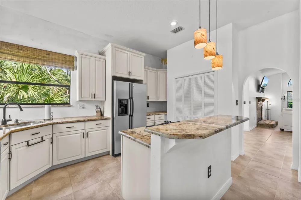 5560 BOB WHITE TRAIL Mims, FL 32754
