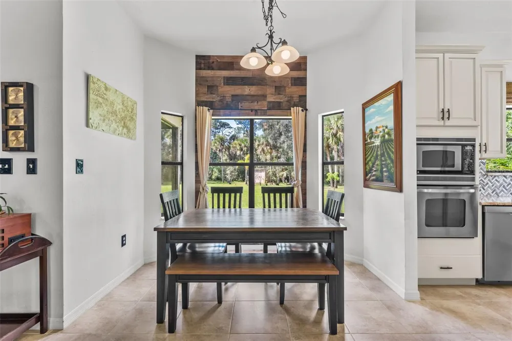 5560 BOB WHITE TRAIL Mims, FL 32754