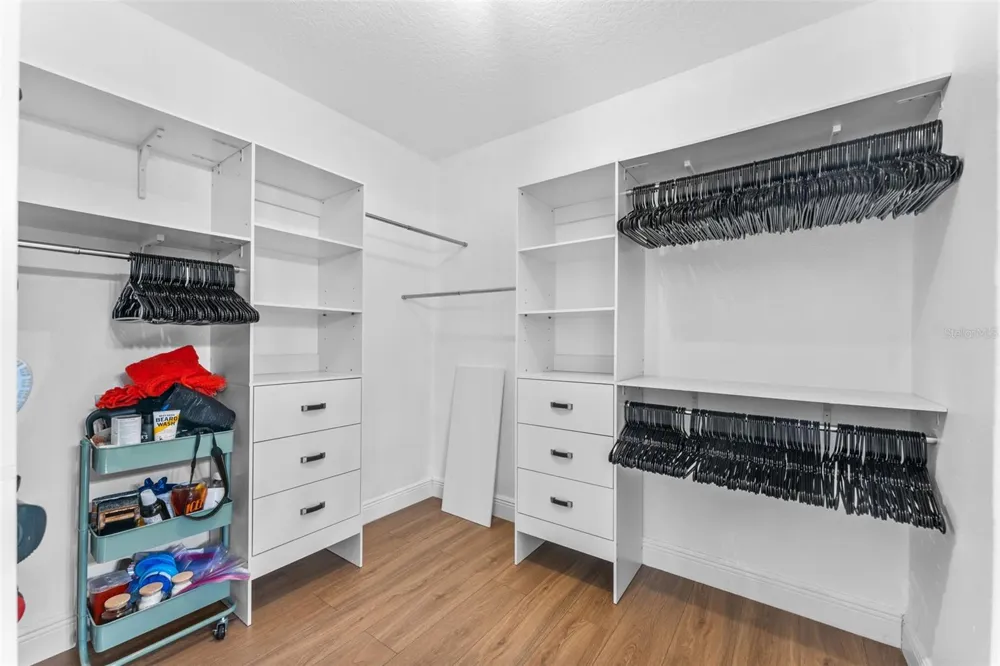 5560 BOB WHITE TRAIL Mims, FL 32754