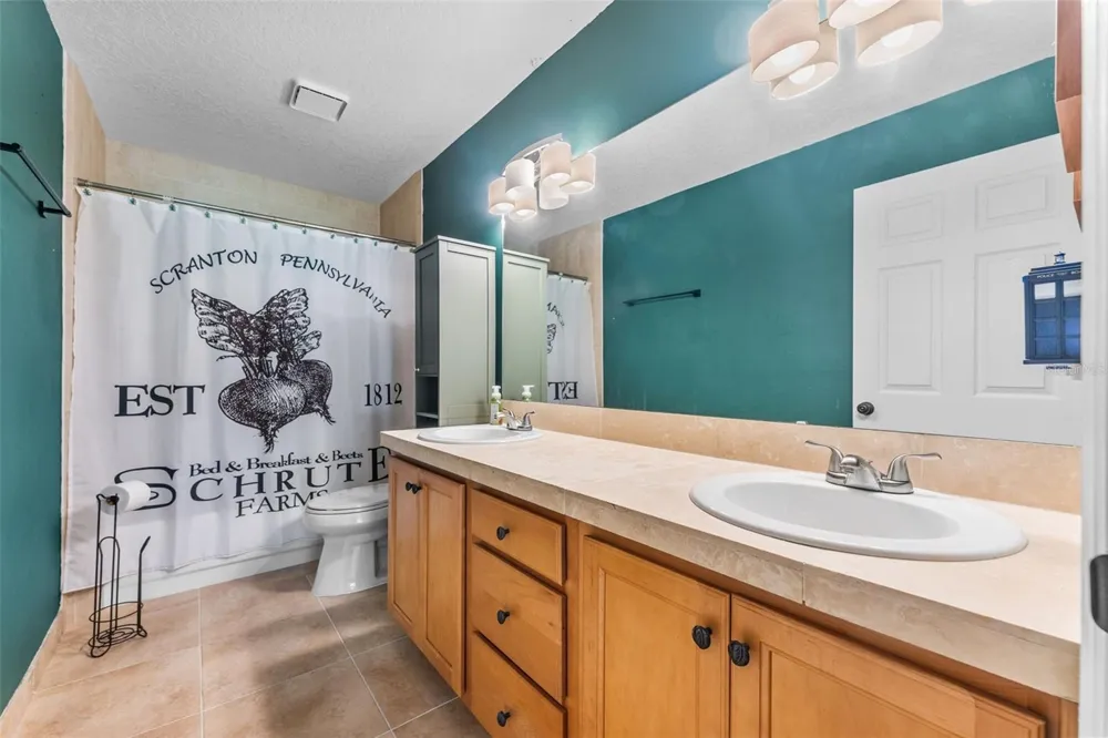 5560 BOB WHITE TRAIL Mims, FL 32754