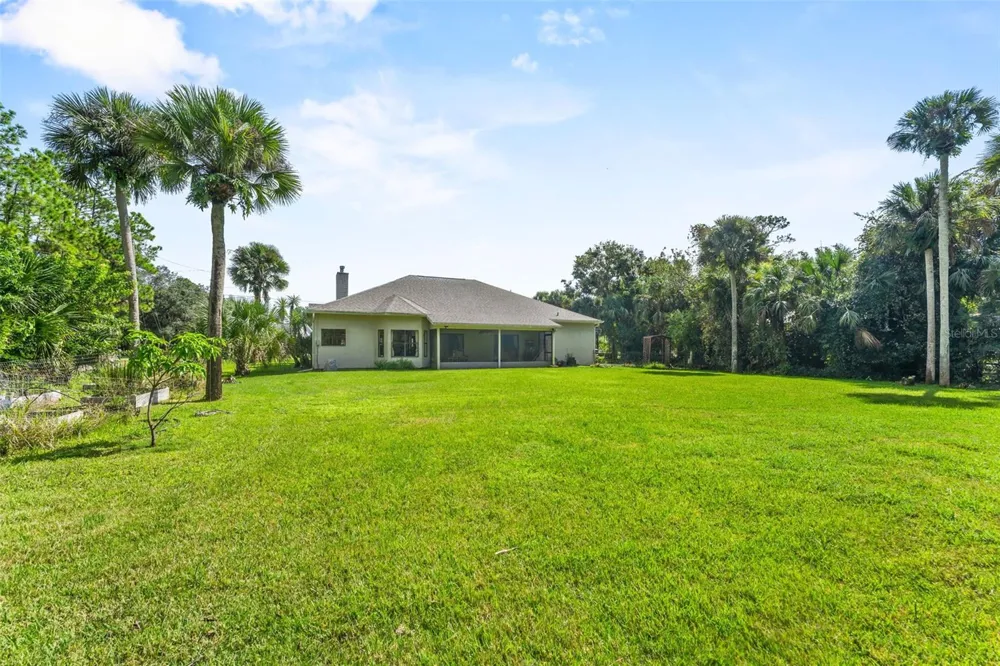5560 BOB WHITE TRAIL Mims, FL 32754
