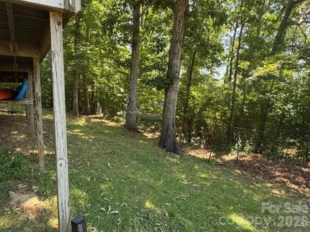240 Skyline Drive New London, NC 28127