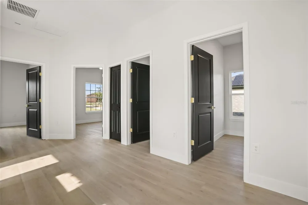 823 E MCDONALD AVENUE Eustis, FL 32726