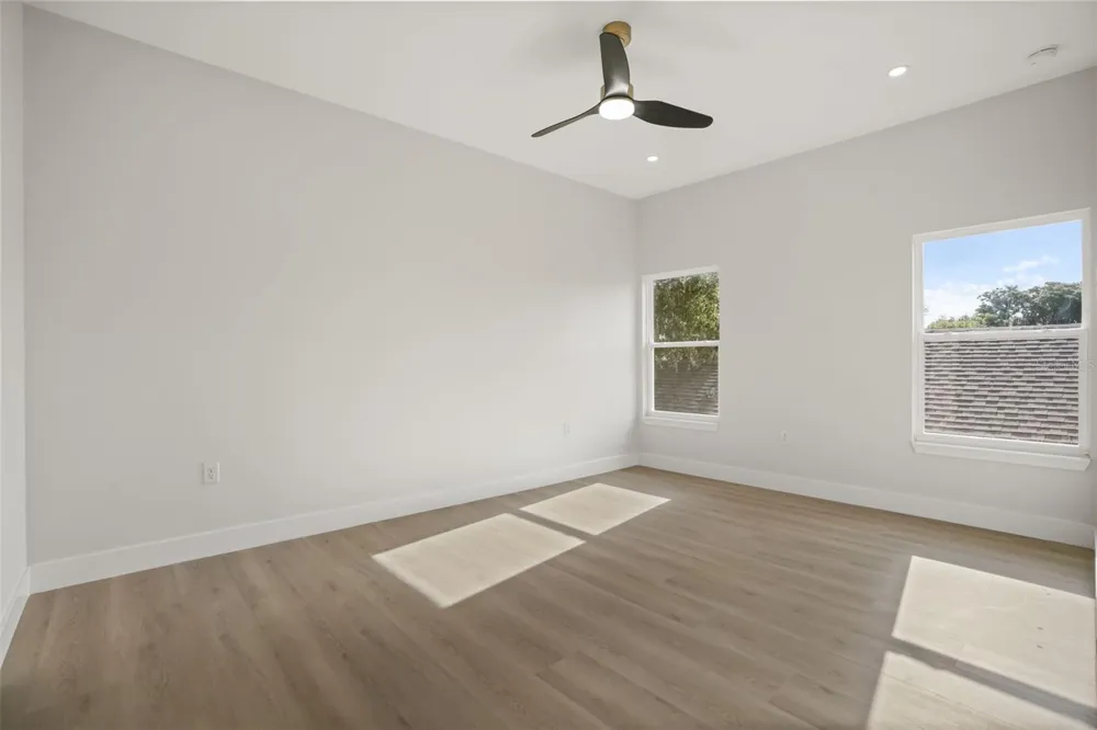 823 E MCDONALD AVENUE Eustis, FL 32726