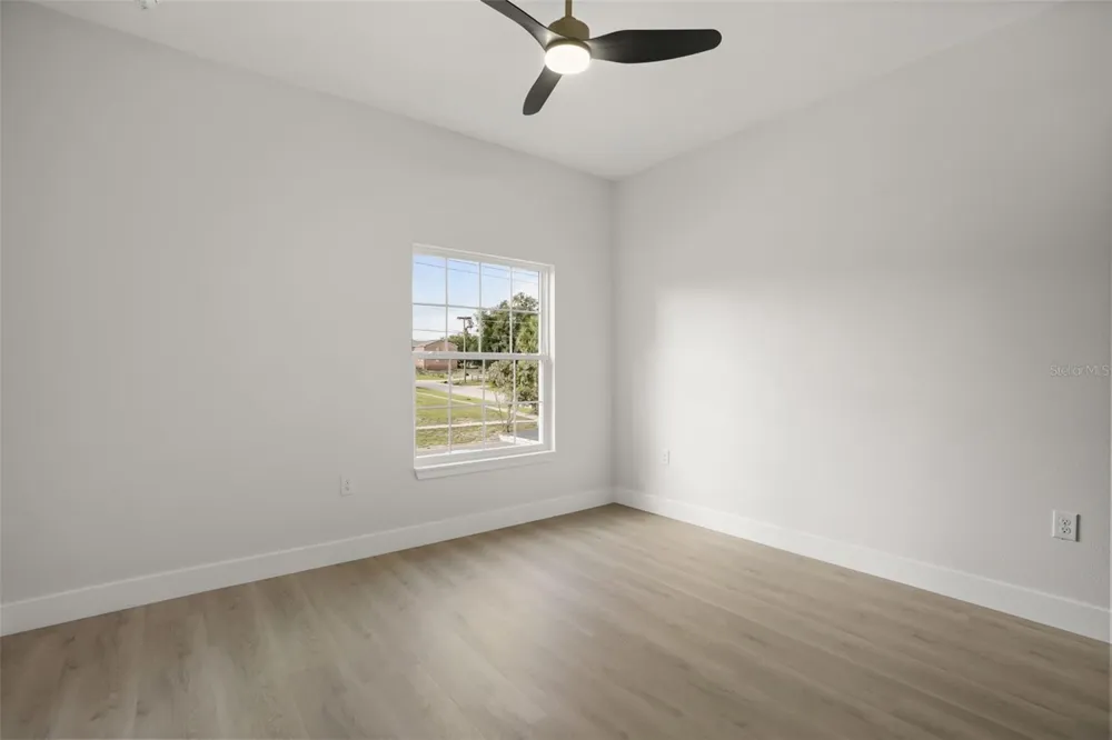 823 E MCDONALD AVENUE Eustis, FL 32726