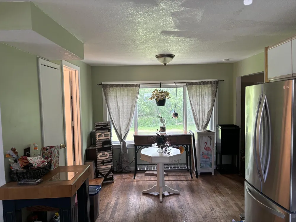 2545 Massena Avenue Commerce, MI 48382