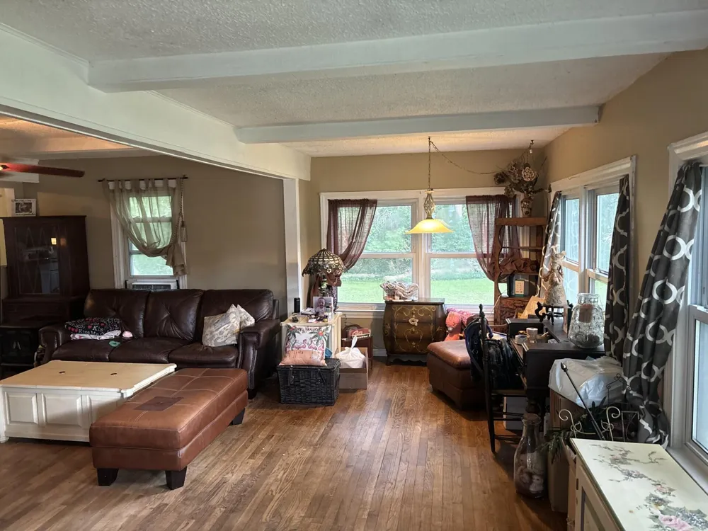 2545 Massena Avenue Commerce, MI 48382