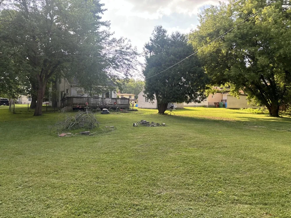 2545 Massena Avenue Commerce, MI 48382