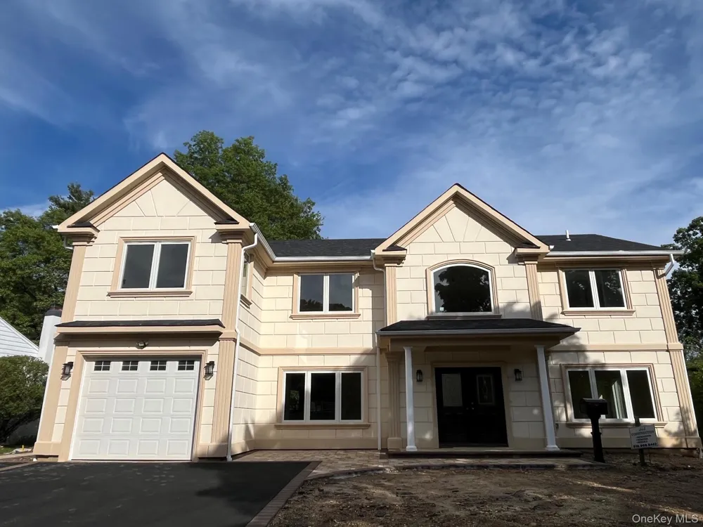 114 Maytime Drive Jericho, NY 11753
