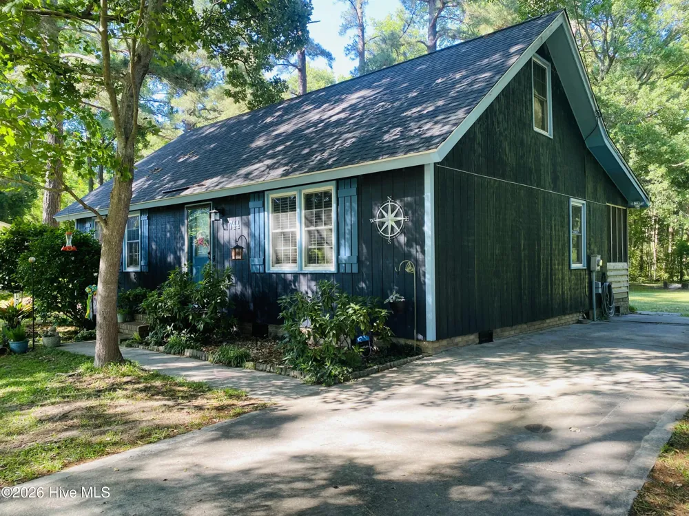 744 Mrs Tates Road Whiteville, NC 28472