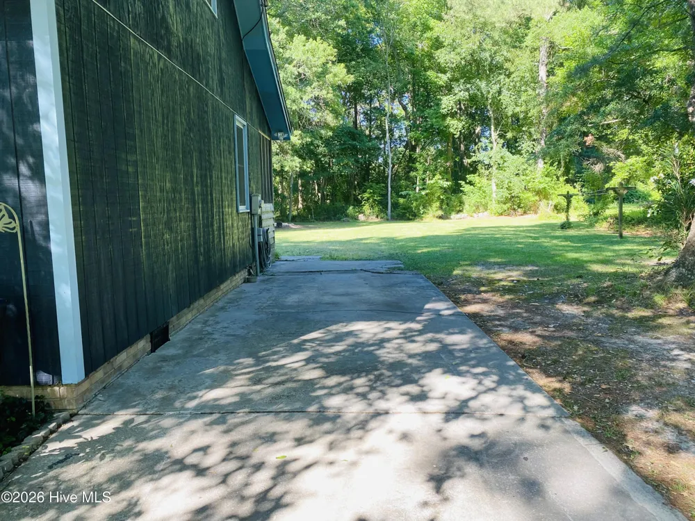 744 Mrs Tates Road Whiteville, NC 28472