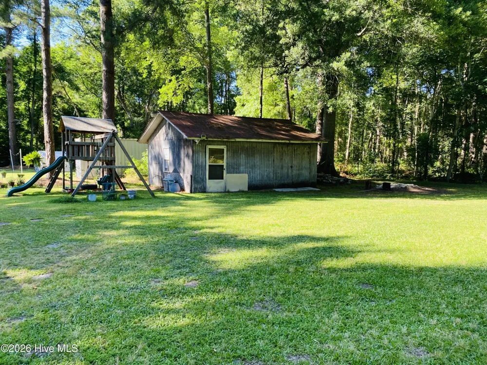 744 Mrs Tates Road Whiteville, NC 28472