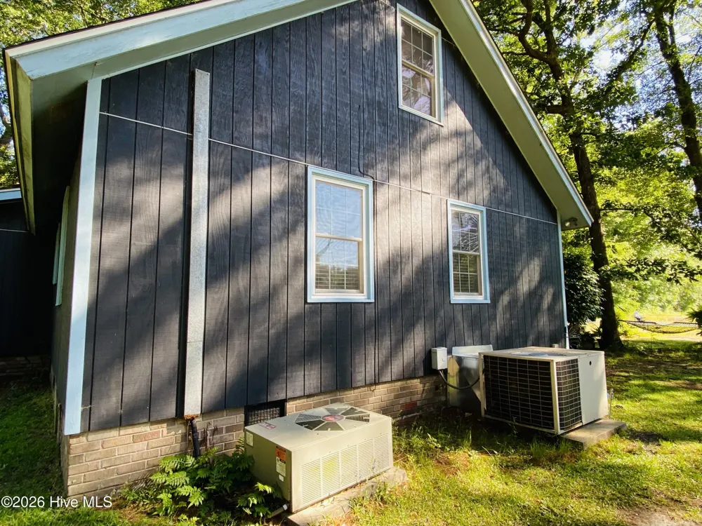 744 Mrs Tates Road Whiteville, NC 28472