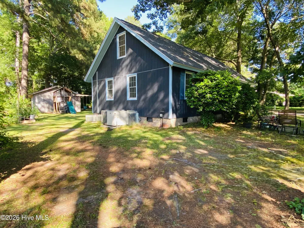 744 Mrs Tates Road Whiteville, NC 28472