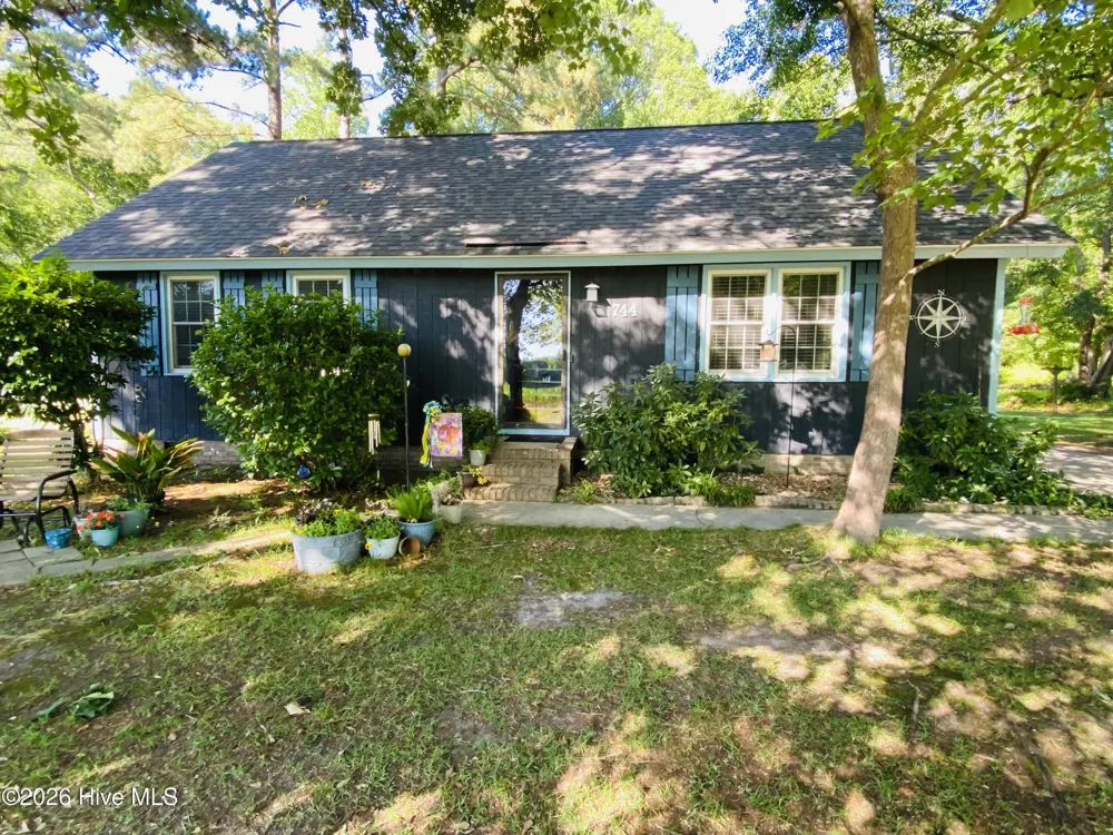 744 Mrs Tates Road Whiteville, NC 28472