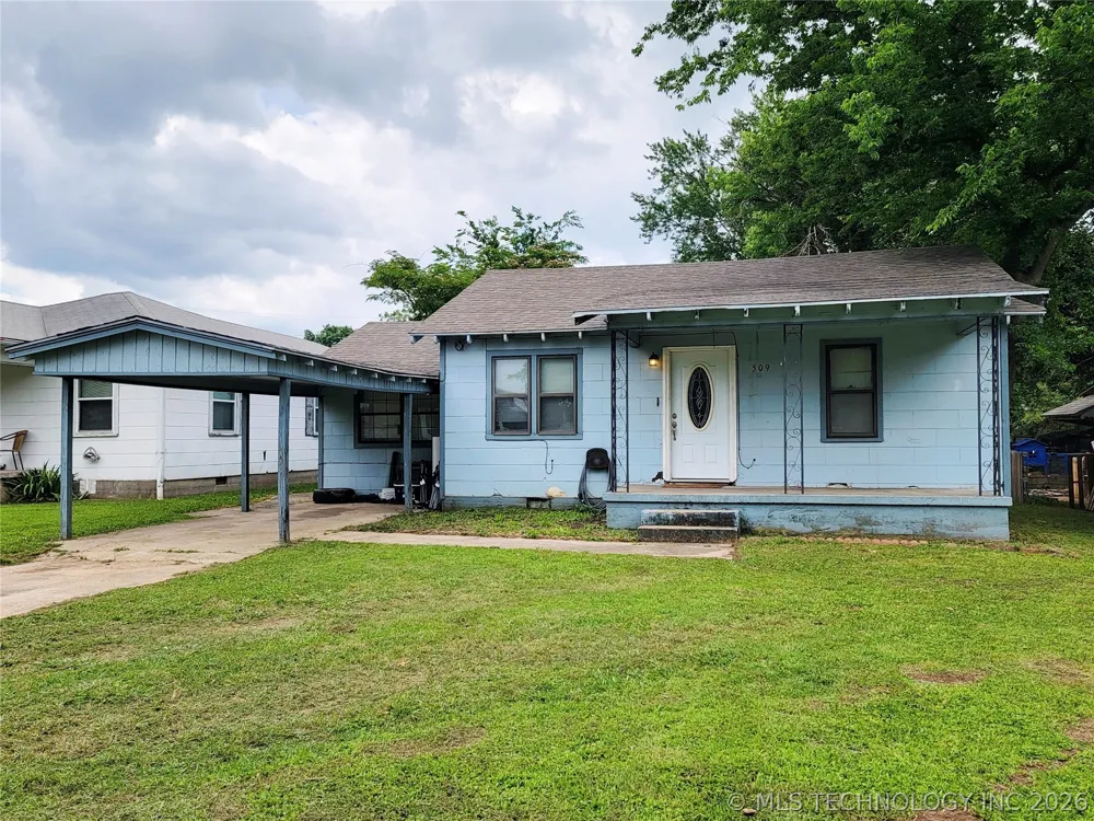 509 Burgess Holdenville, OK 74848