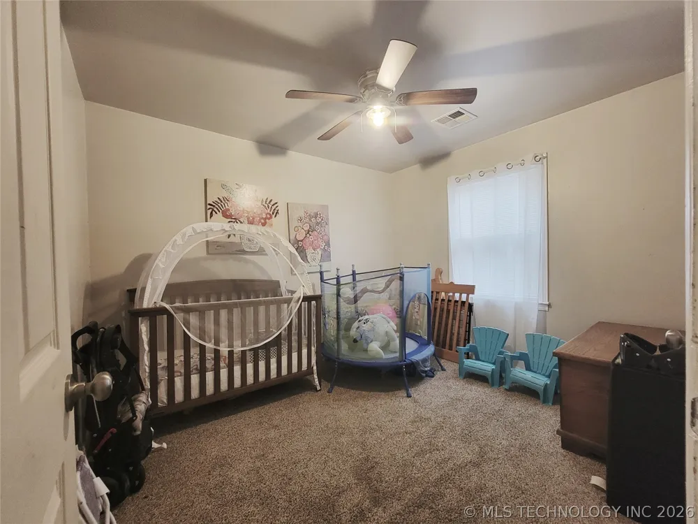 509 Burgess Holdenville, OK 74848
