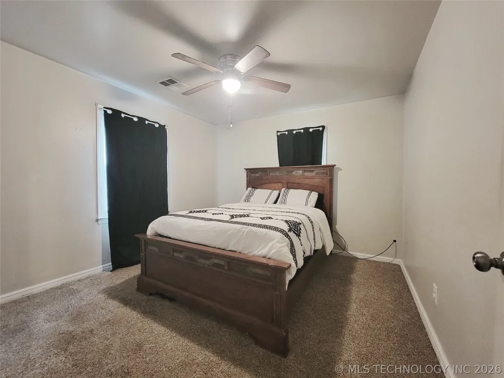 509 Burgess Holdenville, OK 74848