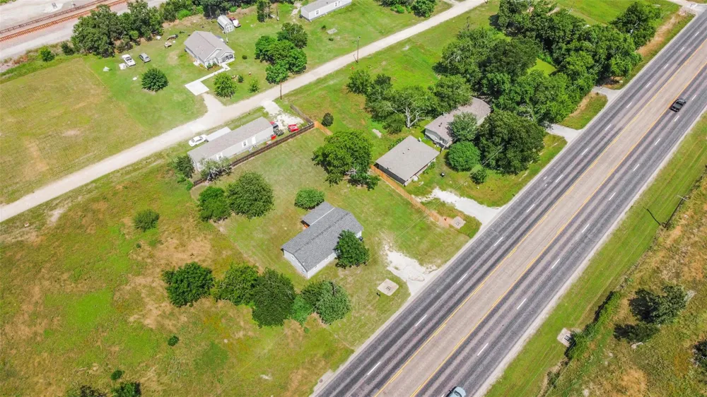 16057 Ave B Somerville, TX 77879