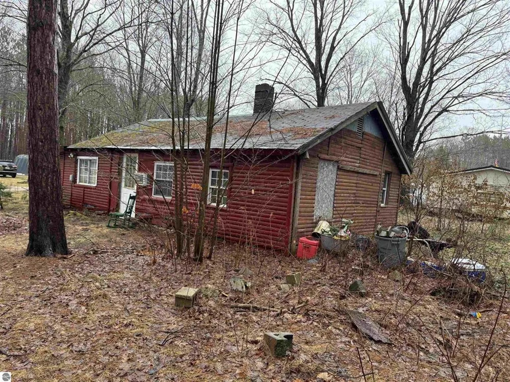 3105 3 1/4 ROAD Springville Township, MI 49668