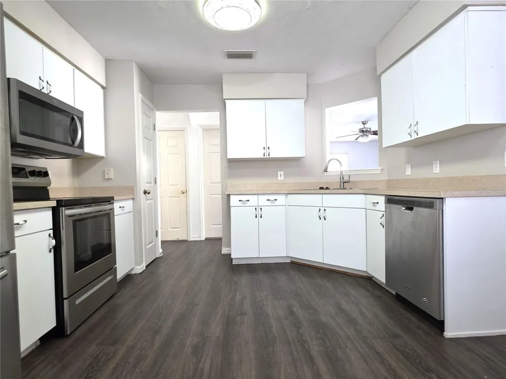 2509 NW 37TH PLACE Gainesville, FL 32605