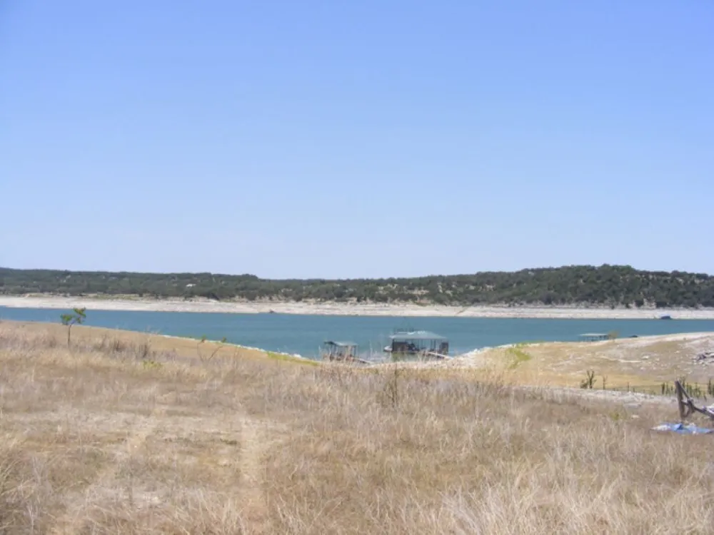 738 Deckhouse Drive Point Venture, TX 78645