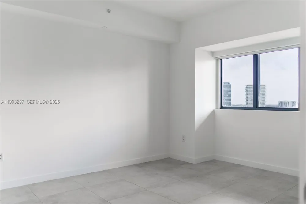 650 NE 32nd St #2104 Miami, FL 33137