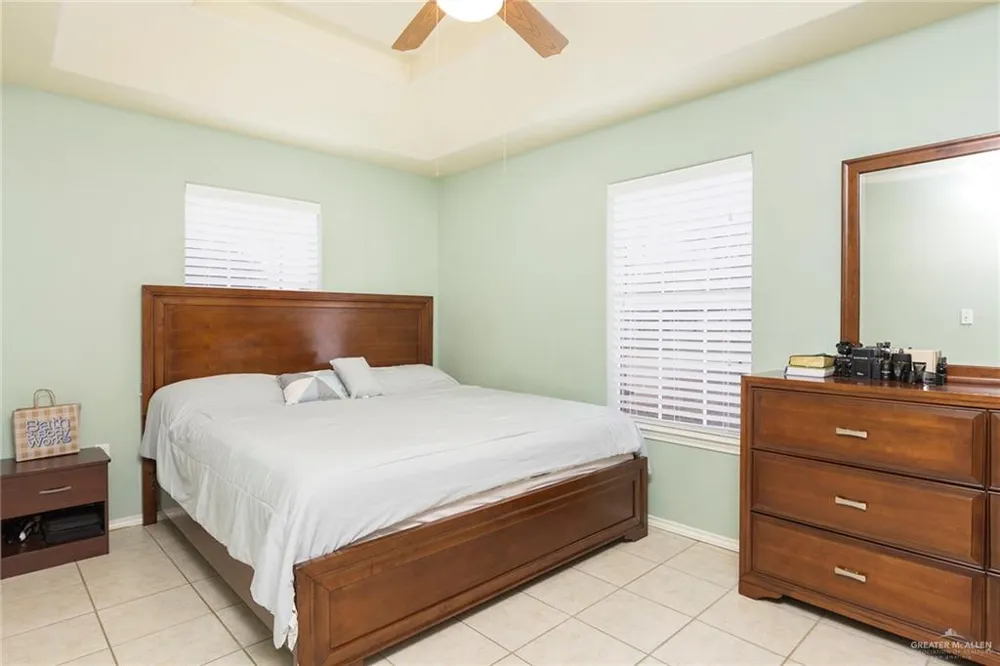 1502 Diamond Avenue Penitas, TX 78576