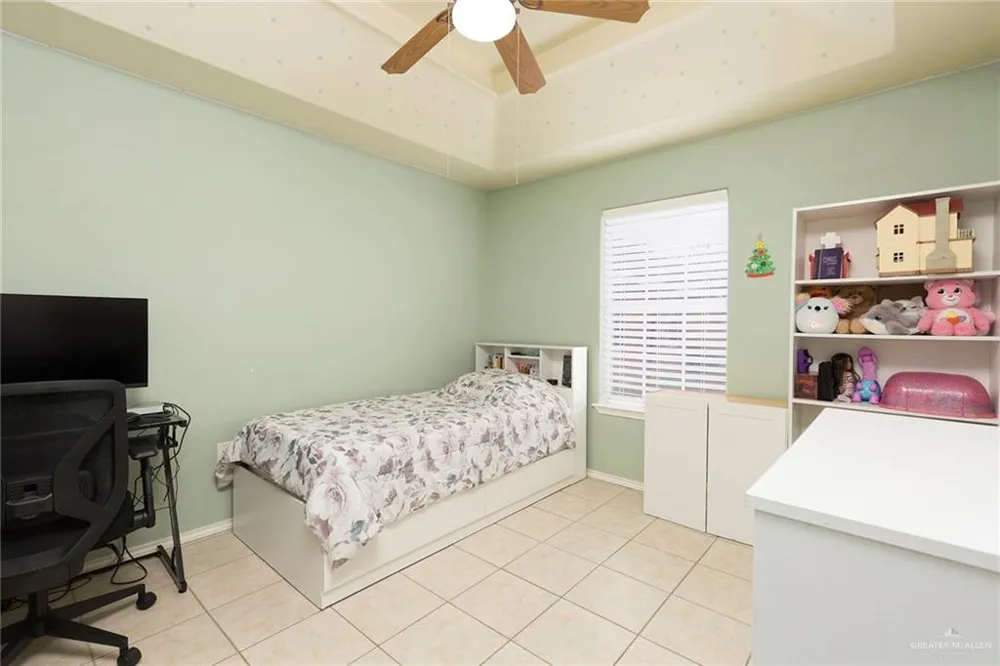 1502 Diamond Avenue Penitas, TX 78576