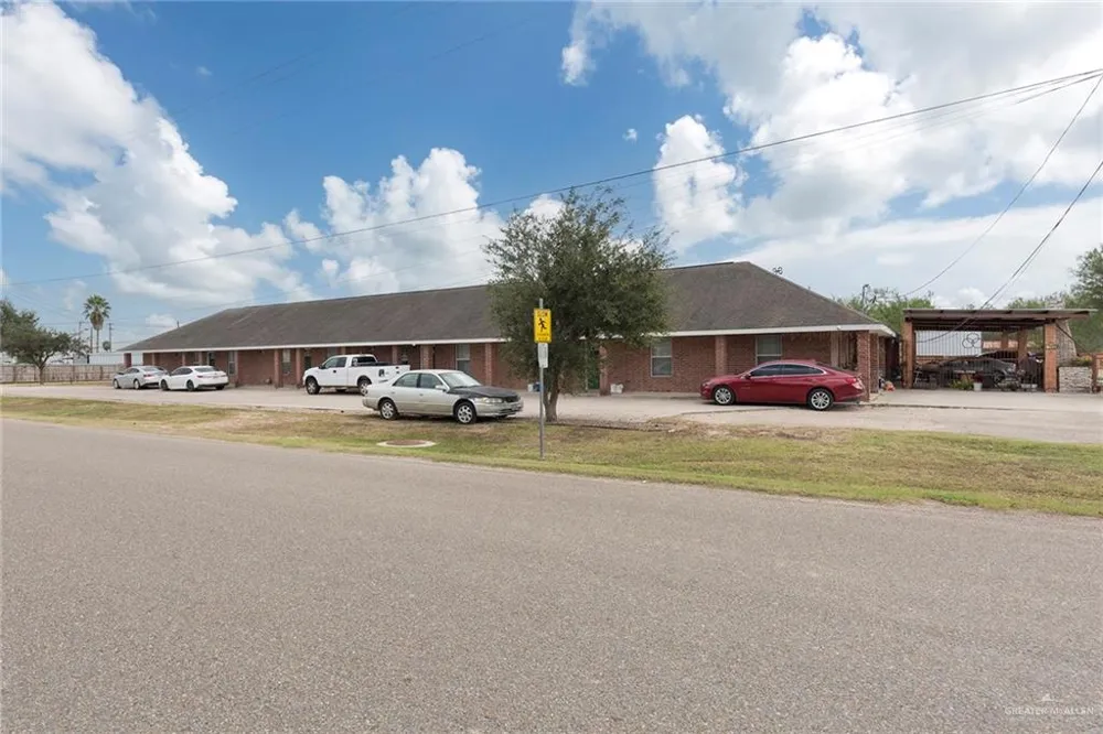 1502 Diamond Avenue Penitas, TX 78576