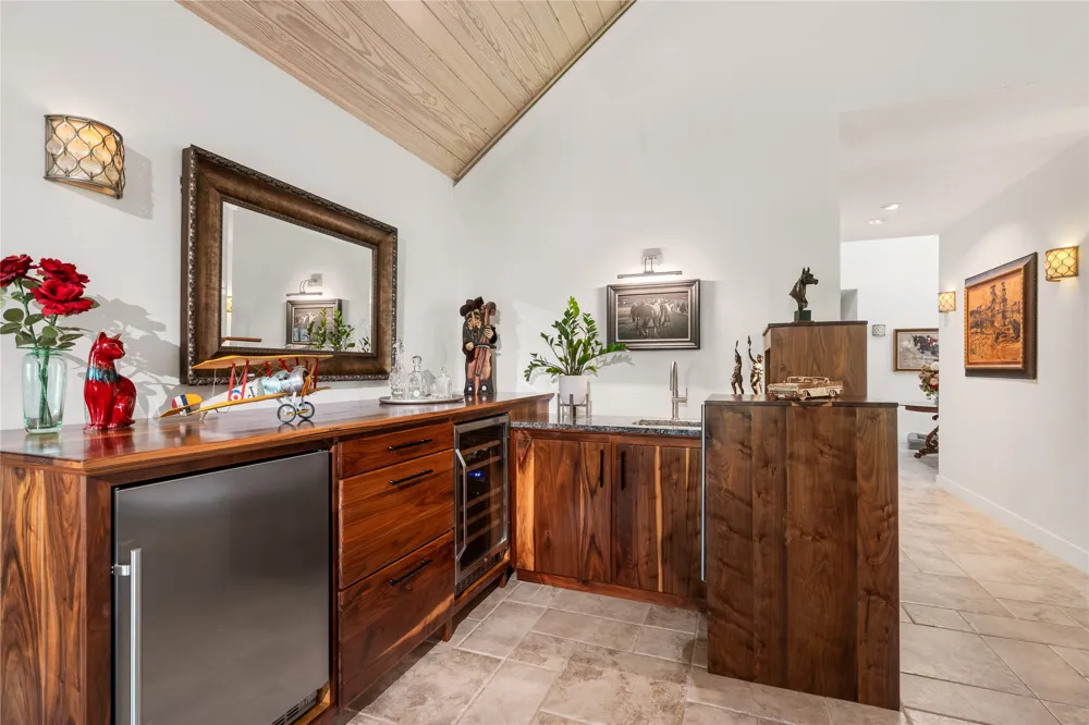 13547 Shepard Hill Road Willis, TX 77318