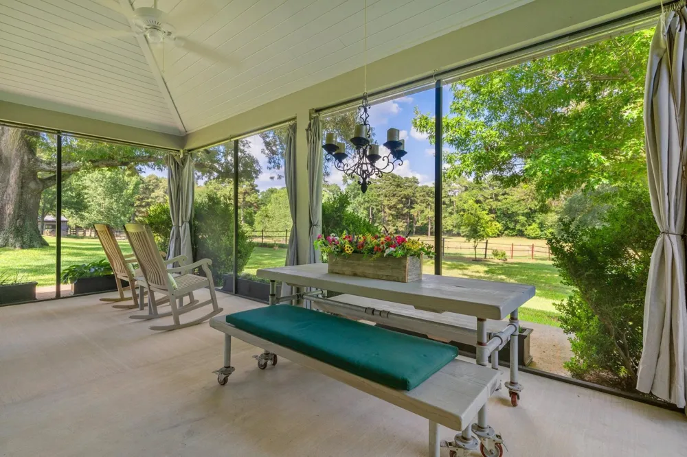13547 Shepard Hill Road Willis, TX 77318